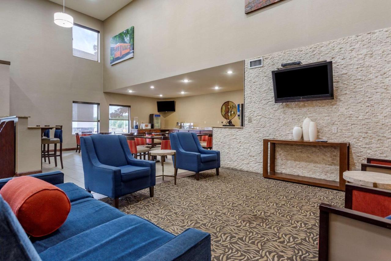 Comfort Suites Memphis Extérieur photo
