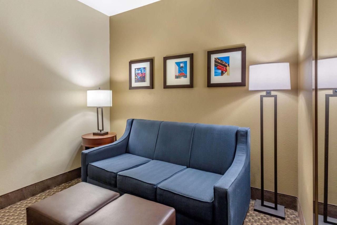 Comfort Suites Memphis Extérieur photo